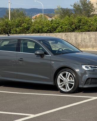 AUDI A3 30 1.6 S TRONIC