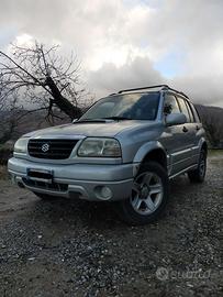 Suzuky gran vitara 2.0 4*4  2004 + carello app.