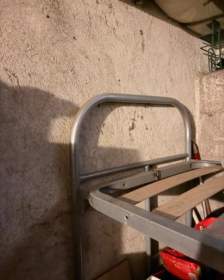 Letto singolo e letto a castello