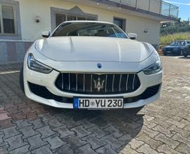 Maserati Ghibli 330 CV MHEV Executive