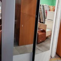 Codice: 252103 CABINA ARMADIO ANGOLARE CON STRUTT