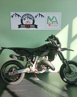 HUSQVARNA SM 125 10 ORE GARANTITA E FINANZIABILE