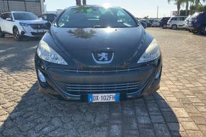Peugeot 308 2.0 HDi 140CV CC Féline