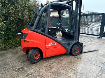 S107 Carello elevatore Linde H20