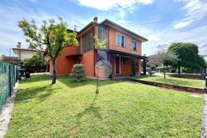 VILLA SINGOLA A VIGONOVO