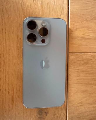 Iphone 15 pro 256Gb titanio