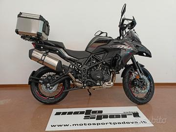 Benelli TRK 502 X PROMO 1 PEZZO BAULE IN OMAGGIO