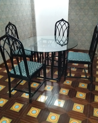 Tavolo con 4 sedie in Rattan