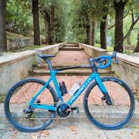 Pinarello Prince t700 Carbon Sram Rival eTap 2023