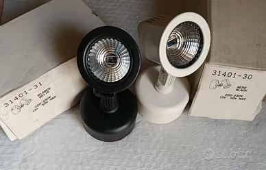 2 Faretti vintage bianco e nero