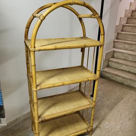 scaffale in vimini