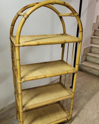 scaffale in vimini