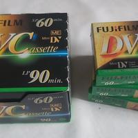 Cassette INTROVABILI hi8 e miniDV nuove sigillate