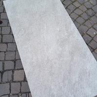 piastrelle gres porcellanato effetto pietra estern