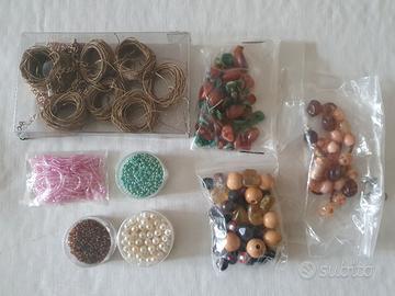 Perline colorate per collane e braccialetti