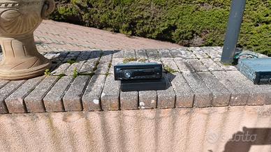 Autoradio LG con lettore CD