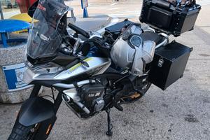 CF MOTO 800 MT