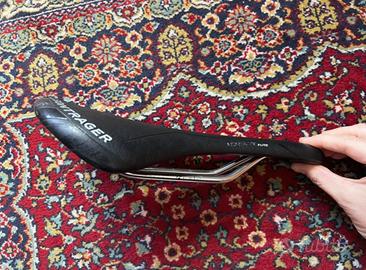 Sella bici Bontrager  Montrose Elite misura 138mm