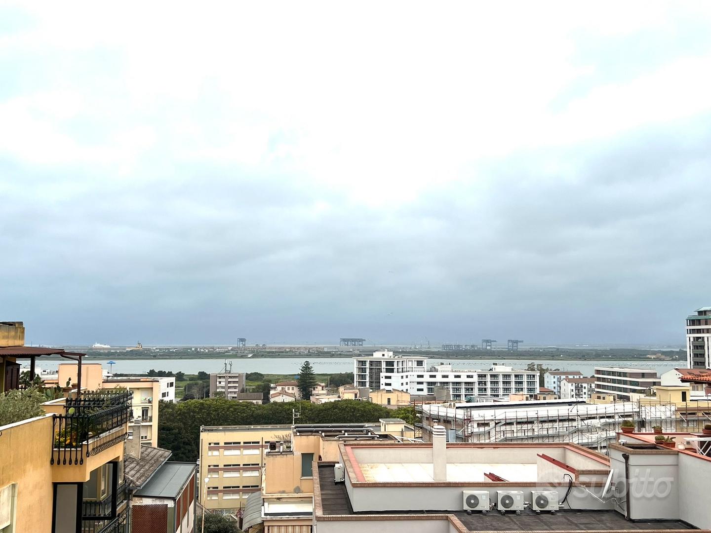 Apartment in Cagliari, Sant'Avendrace, Sant'Avendrace-Santa Gilla - Vista 3
