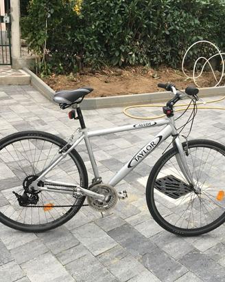 City Bike Trekking Alluminio 28"