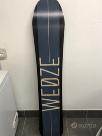 Snowboard completo di attacchi