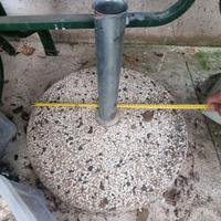 Piantana in pietra per ombrellone