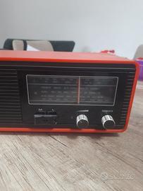 Radio Vintage Grundig Type RF21