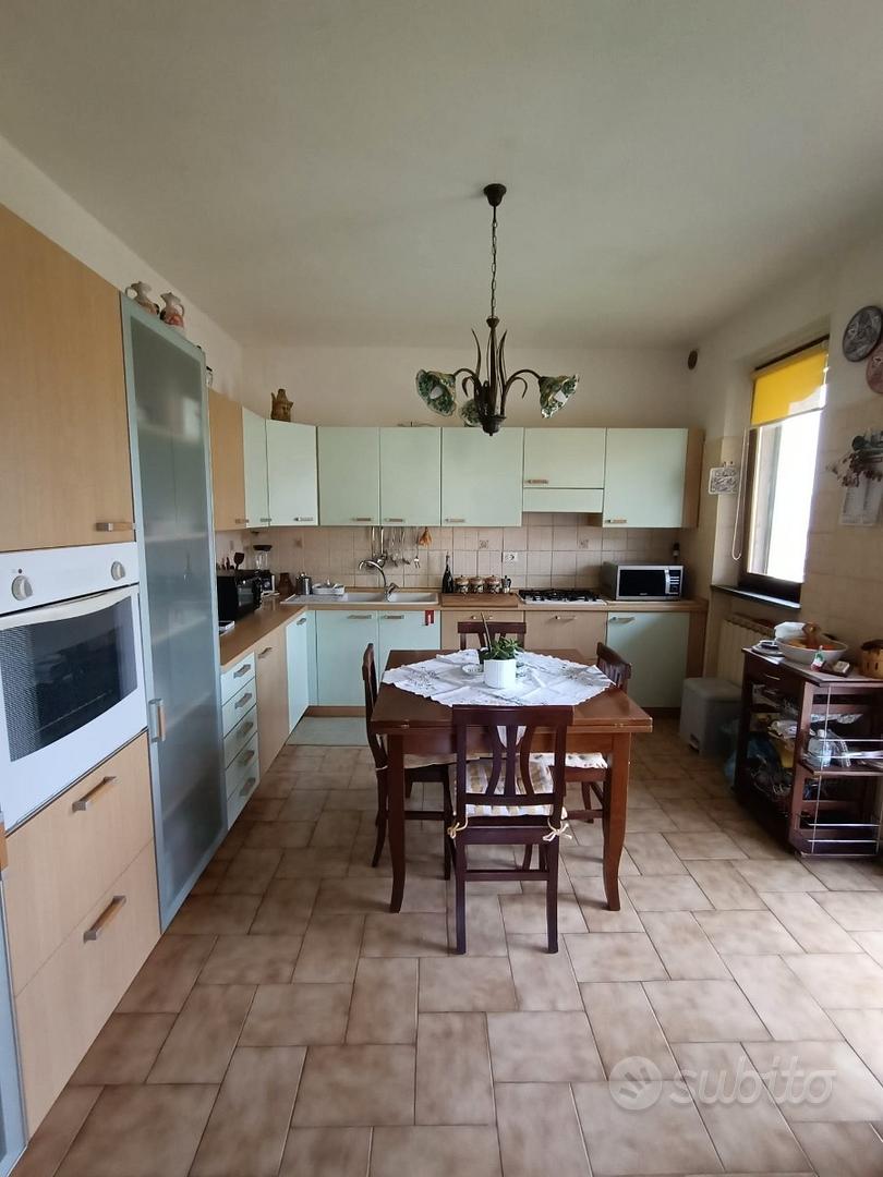 House in Arcevia, Ancona - Vista 2