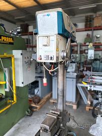 Trapano a colonna SERRMAC TCO 28