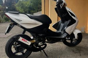 Yamaha aerox