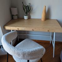 Scrivania Legno Chiaro con Cassetti + Sedia Bouclé