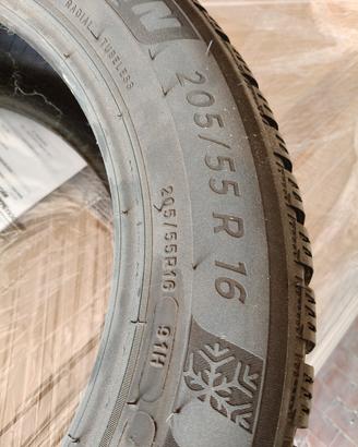 4 pneumatici Michelin invernali 205/55 r16
