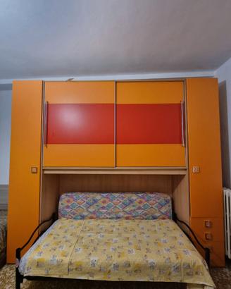 Cameretta a ponte con armadio e letto – Arancione 