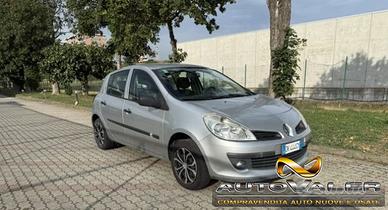 RENAULT Clio 1.2 16V 5 porte Dynamique