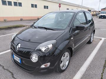 Renault Twingo 1.2 benzina 75cv Neopatentati 