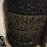 4 pneumatici invernali 205/55/16 m+s datate