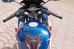 Honda CBR250 R