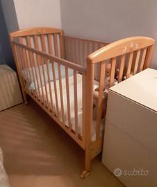 Lettino Pali con cassetto, completo di materasso