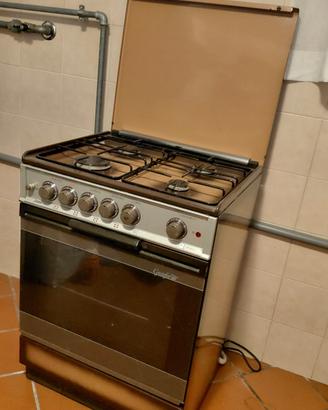 Cucina a Gas con forno - Zoppas