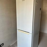 Frigo Samsung RB29FSRNDWW