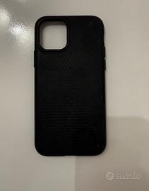 Cover nera Spigen Iphone 11 pro