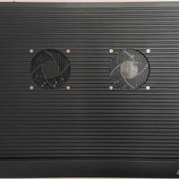 Dispositivo di raffreddamento per notebook da 17".