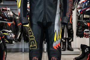 Tuta Moto intera 50 Pelle Giudici mai utilizzata