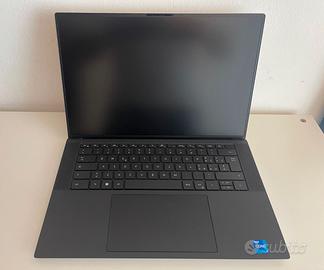 Dell XPS 9520 15” - 1TB SSD - 32GB RAM - i7 12700H
