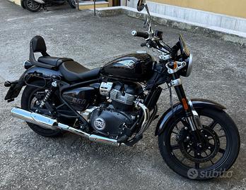 Royal Enfield Super Meteor 650 Astral Black