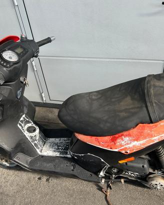 scooter Piaggio NRG Power DT