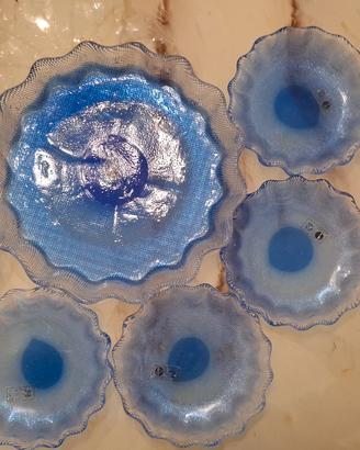 Servizio da dolce in cristallo blu. Vetro soffiato