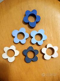 portatovaglioli in legno colorato