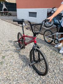 bicicletta bmx