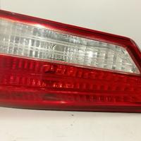 STOP POSTERIORE DESTRO INTEGRATO NEL PORTELLO HYUN